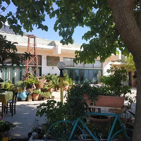 Windy Place Hotel
